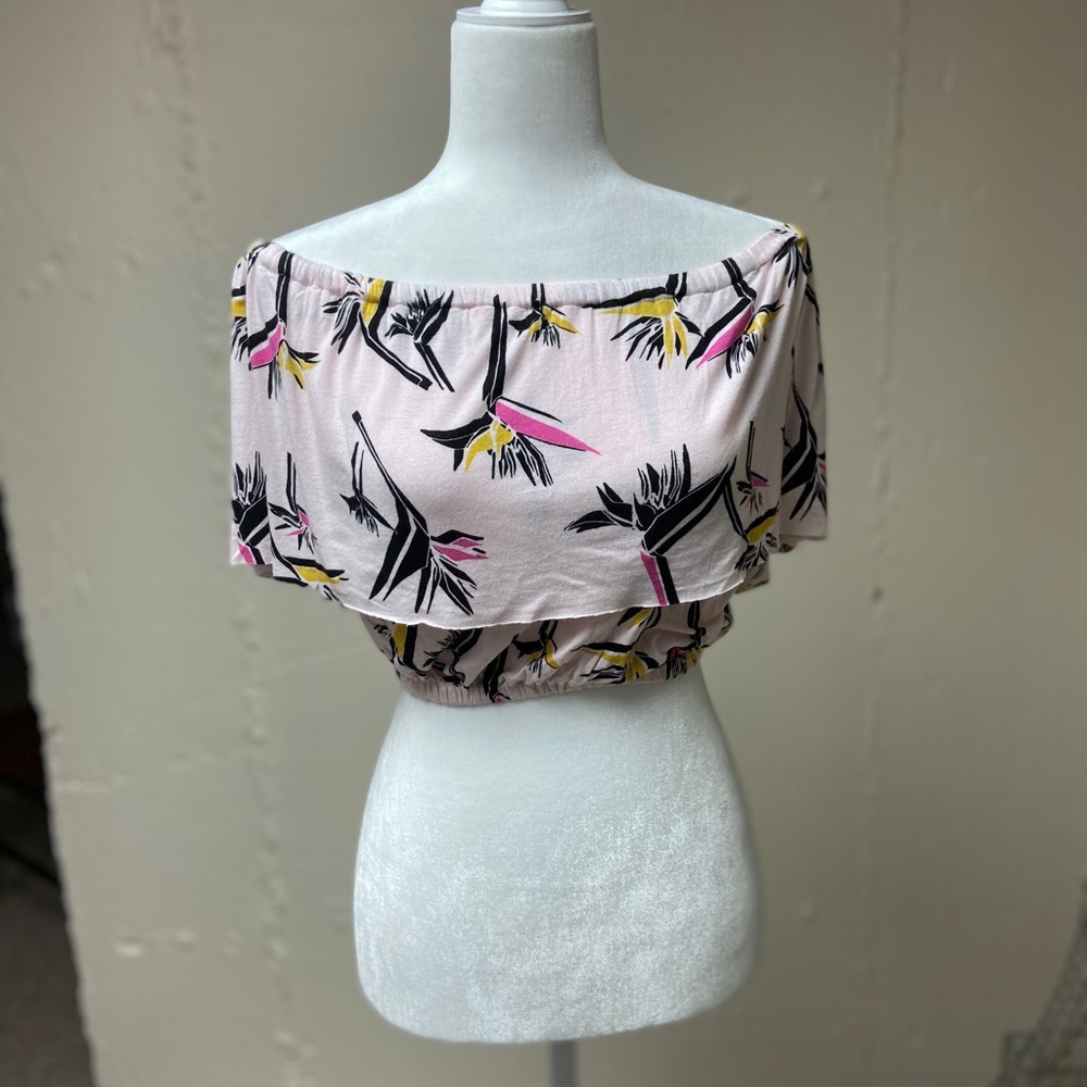 Clayton Crop Top - Pink with flowers